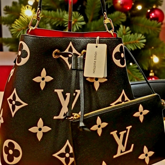 Louis Vuitton Handbags - Louis Vuitton | NéoNoé | Bicolor Monogram Empreinte Leather Bucket Bag | NWT